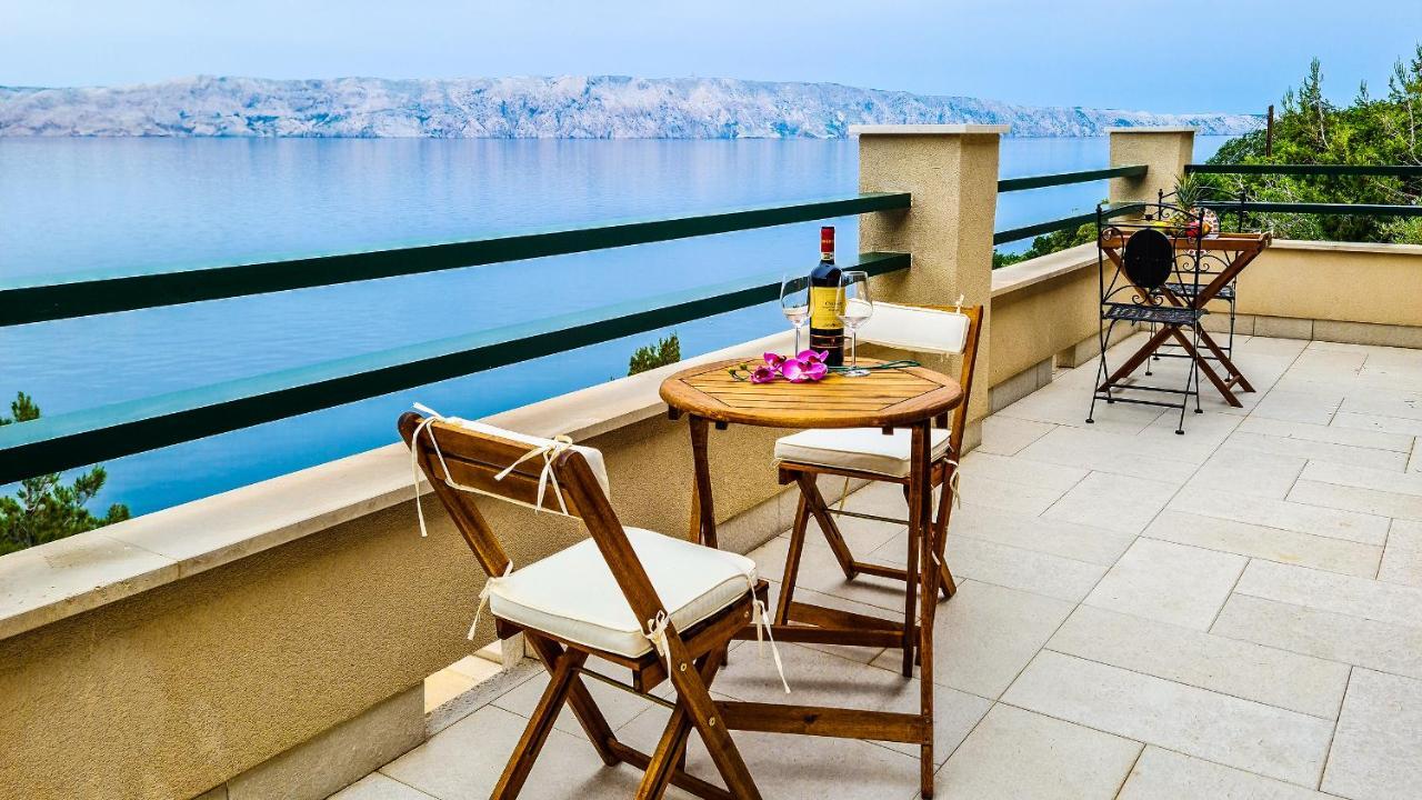Villa Relax , With Seaview And Two Pools Near Beach Стариград Экстерьер фото